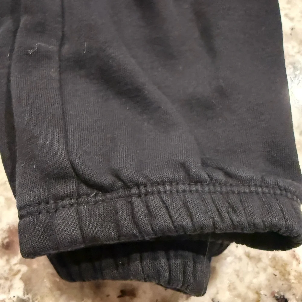 *GENTLY WORN* GAP Kids Size 4 Years VintageSoft Arch Logo Joggers - Picture 4 of 6